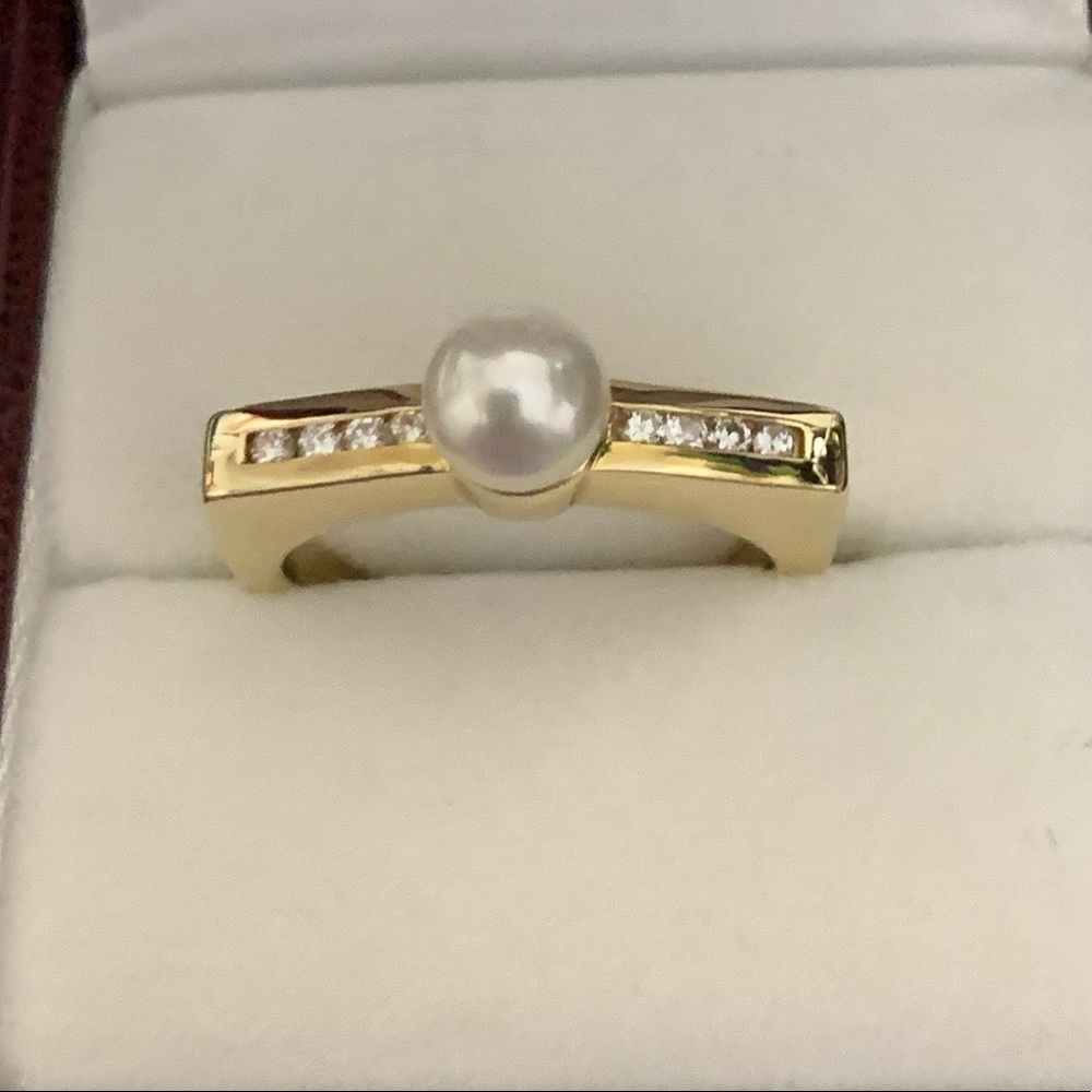 NWOT 14KY Genuine 6mm Cultured Pearl/Diamond Ring